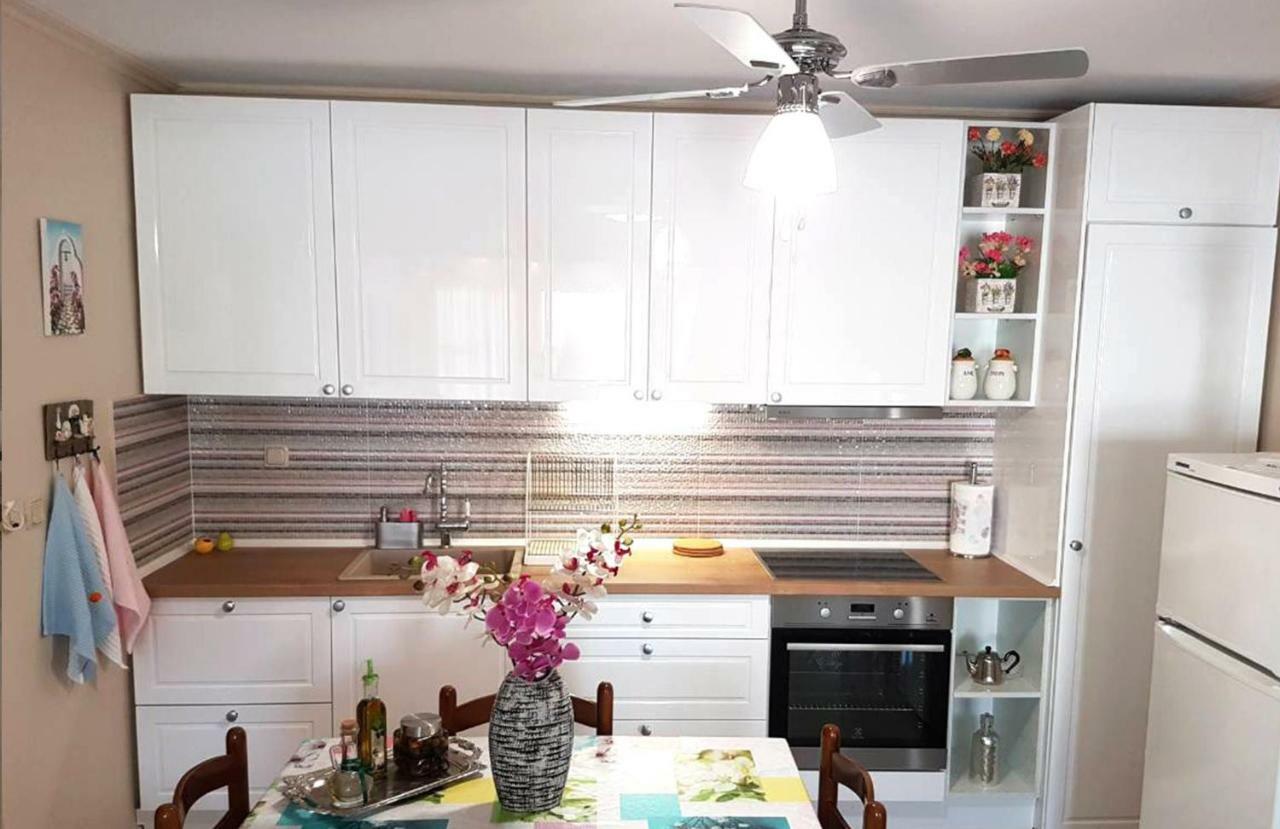 Maria'S Garden House Lägenhet Flogita Exteriör bild